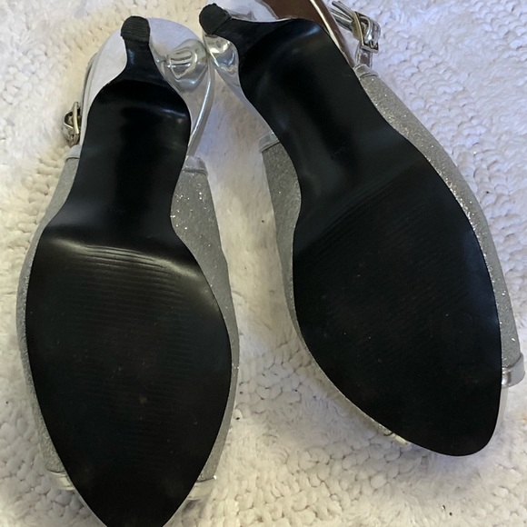 NEW Guess silver glittery platform stiletto heels - Picture 2 of 4